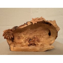 Julekrybbe i oliventr, medium